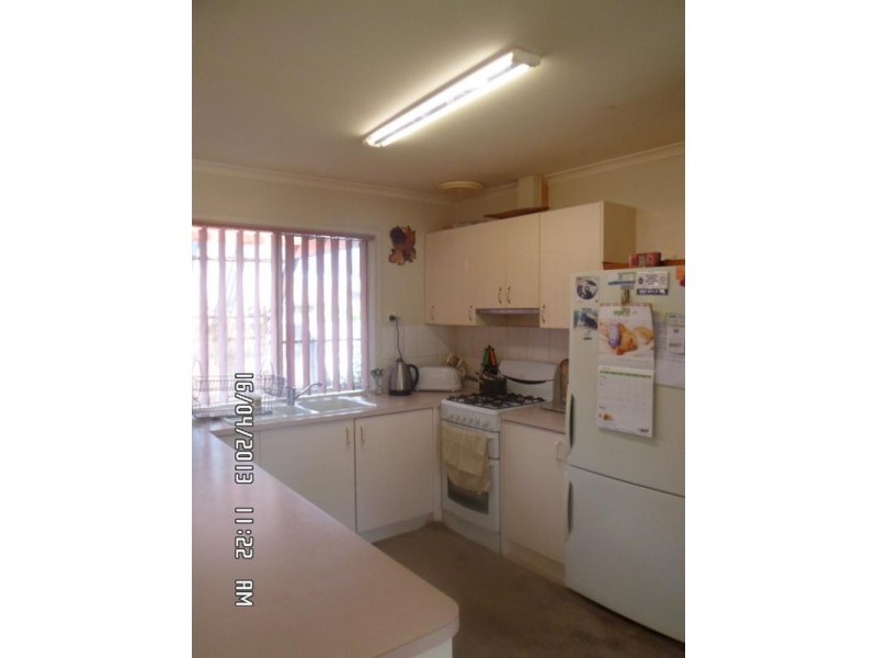 16 Moorhead Avenue, Mornington VIC 3931