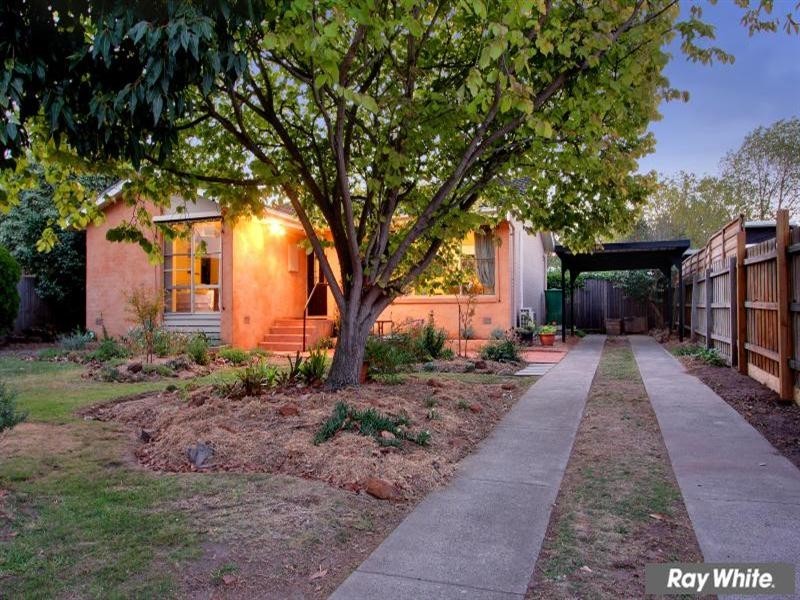 13 Warrah Street, Mornington VIC 3931