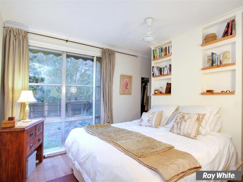 13 Warrah Street, Mornington VIC 3931