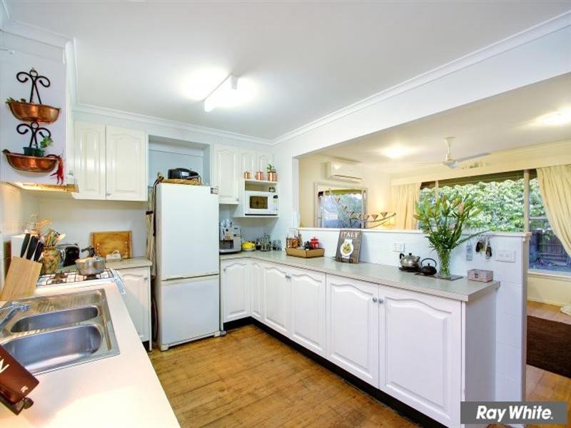 13 Warrah Street, Mornington VIC 3931