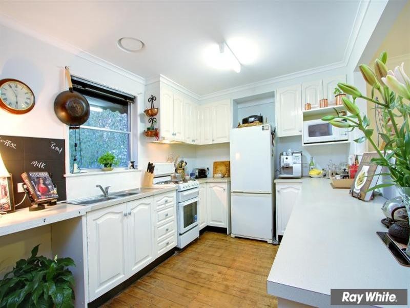 13 Warrah Street, Mornington VIC 3931