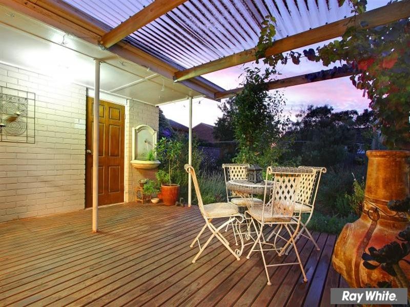 13 Warrah Street, Mornington VIC 3931