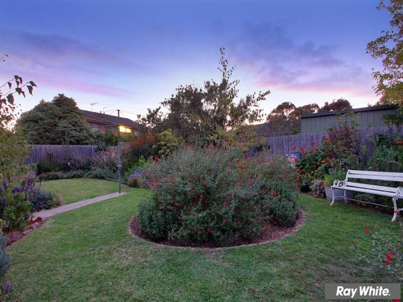 13 Warrah Street, Mornington VIC 3931
