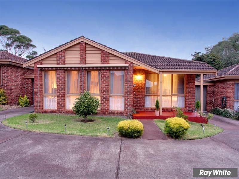 2/11 Napier Street, Mornington VIC 3931