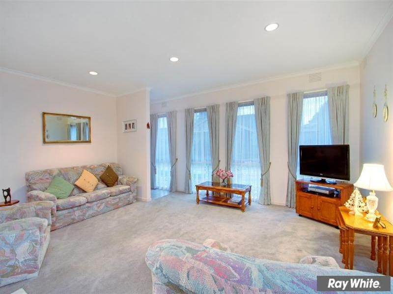 2/11 Napier Street, Mornington VIC 3931