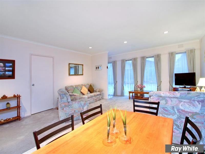 2/11 Napier Street, Mornington VIC 3931