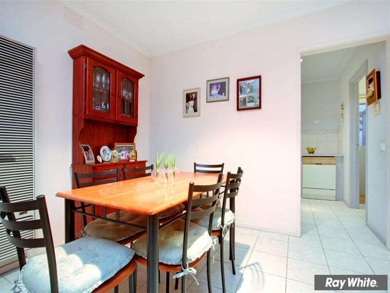 2/11 Napier Street, Mornington VIC 3931