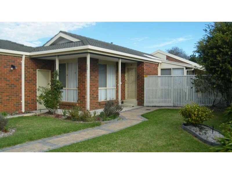 132 Maxwell Street, Mornington VIC 3931