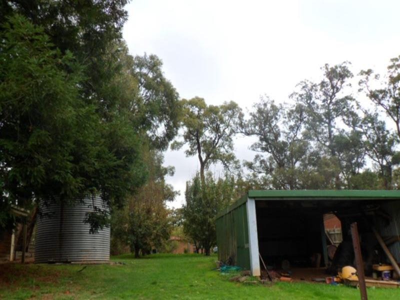 1 Marma Avenue, Red Hill VIC 3937