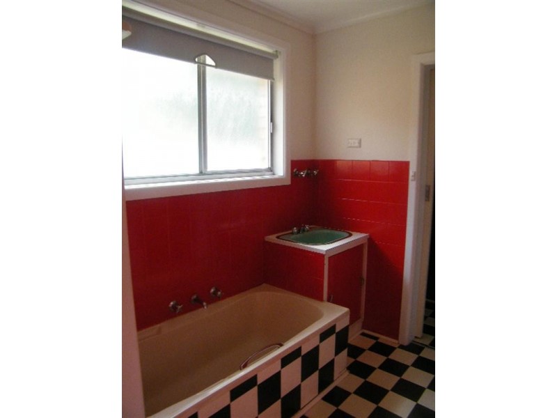 2/23 Cromwell Street, Mornington VIC 3931