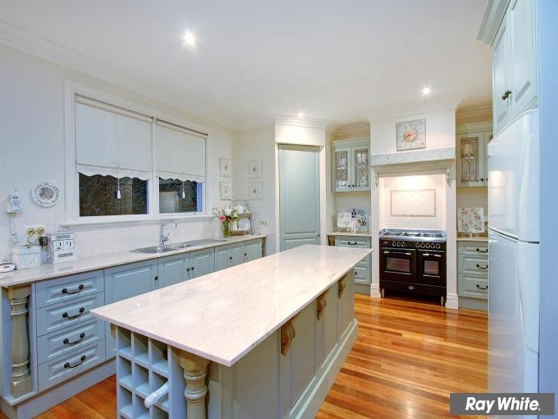 13 Kotor Close, Mount Martha VIC 3934