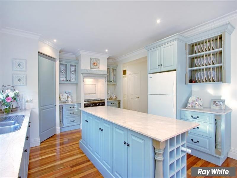 13 Kotor Close, Mount Martha VIC 3934