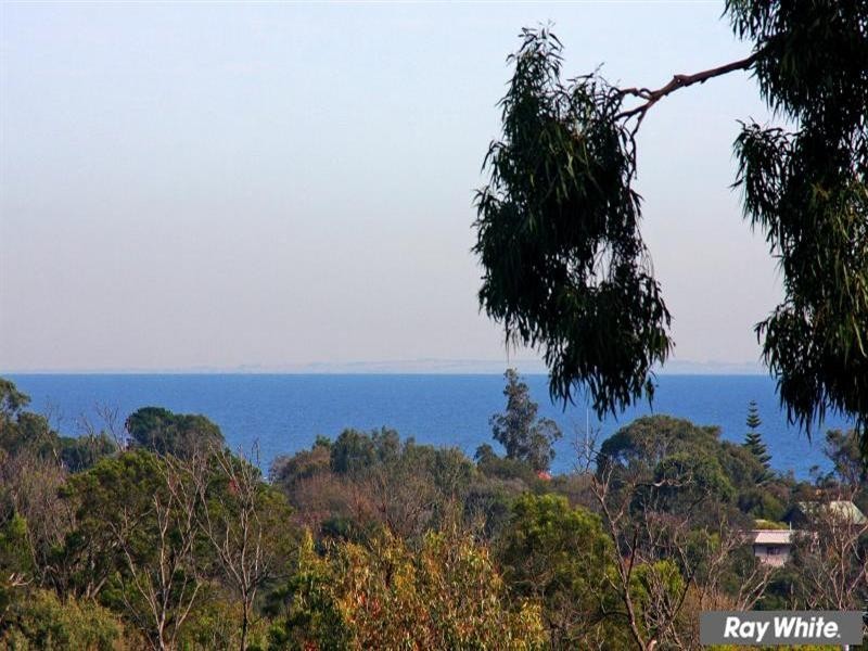 13 Kotor Close, Mount Martha VIC 3934