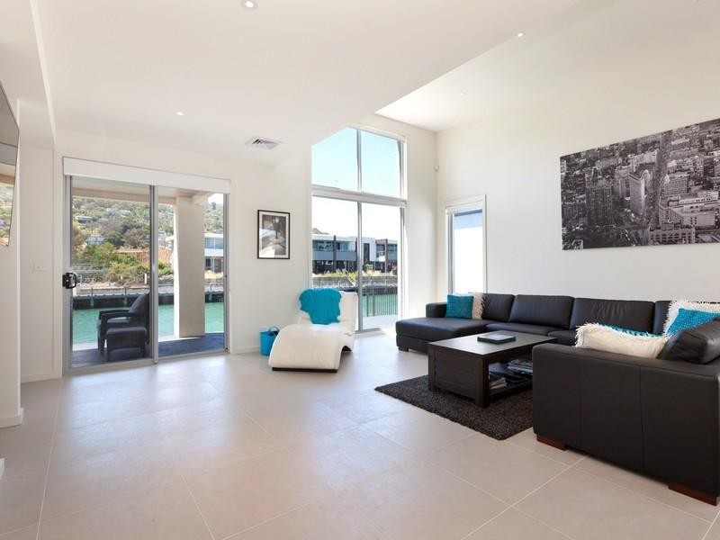 6 Clipper Quay, Safety Beach VIC 3936