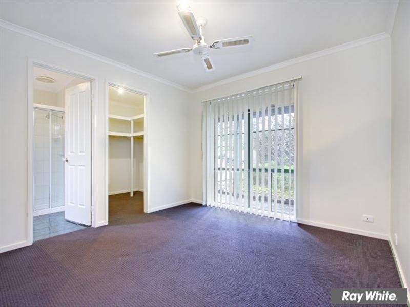 10 Ellinbank Crescent, Mornington VIC 3931