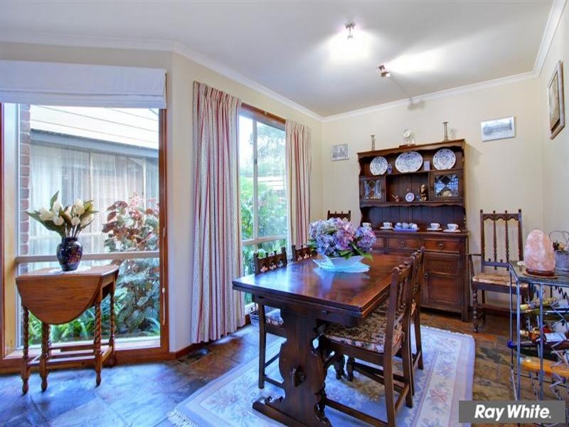 9 Erica Court, Mount Martha VIC 3934