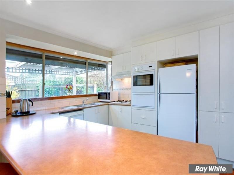 9 Erica Court, Mount Martha VIC 3934