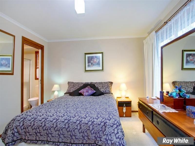 9 Erica Court, Mount Martha VIC 3934