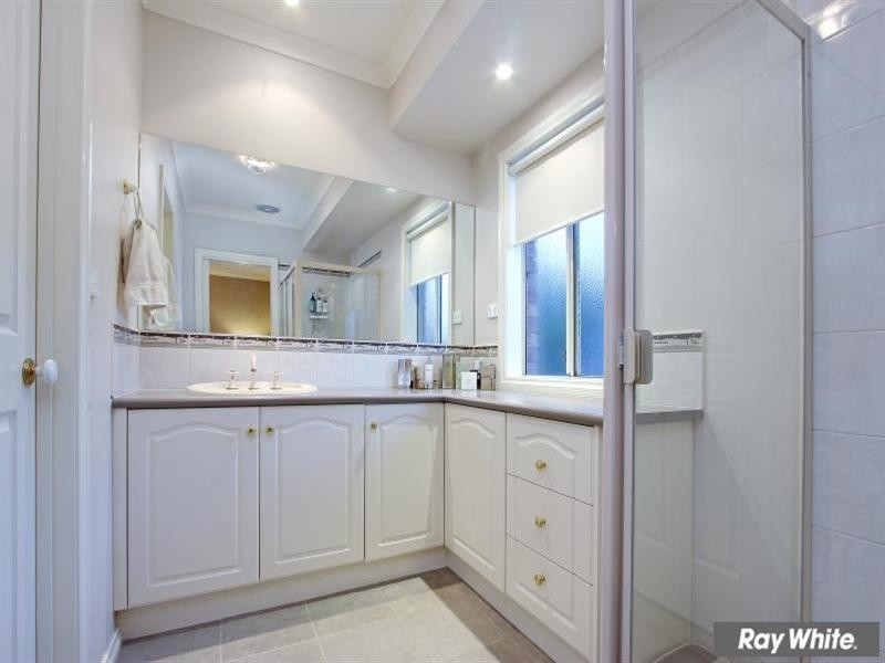 15 Serenity Way, Mornington VIC 3931