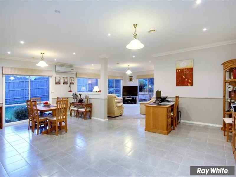 15 Serenity Way, Mornington VIC 3931