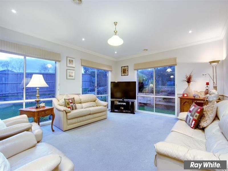 15 Serenity Way, Mornington VIC 3931