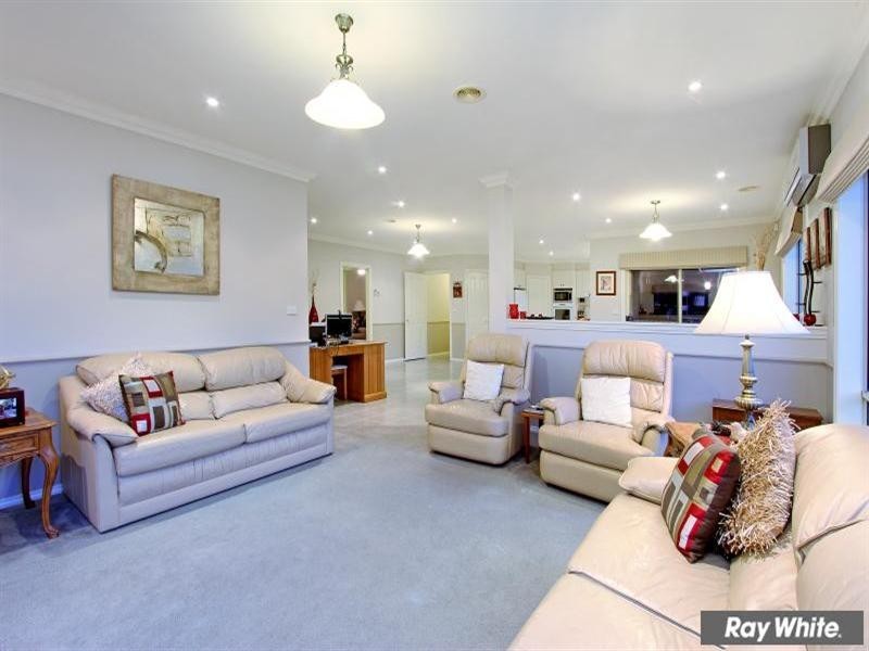 15 Serenity Way, Mornington VIC 3931