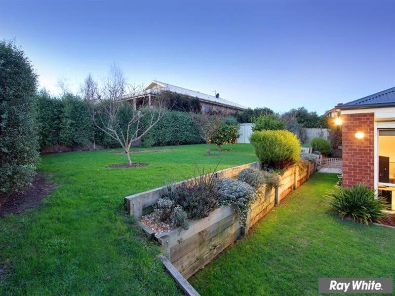 15 Serenity Way, Mornington VIC 3931