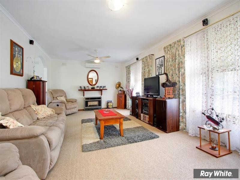 18 Empire Street, Mornington VIC 3931