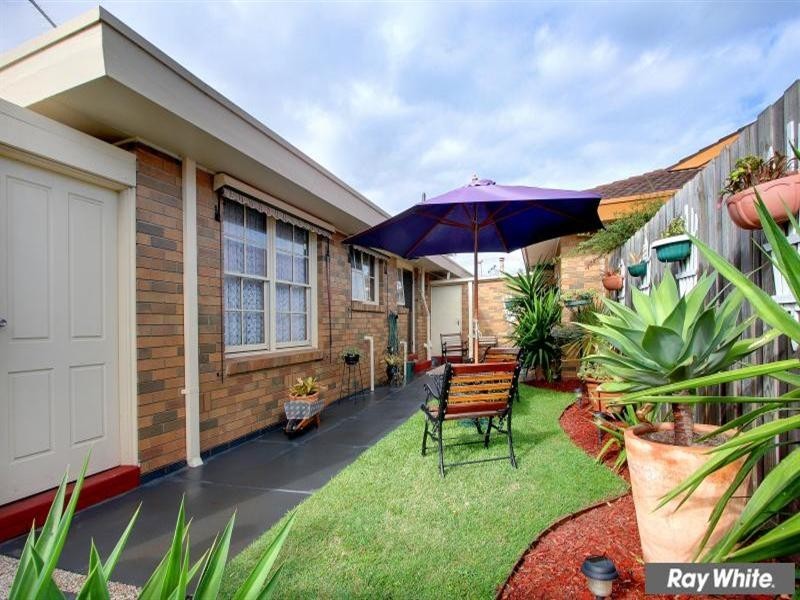 18 Empire Street, Mornington VIC 3931