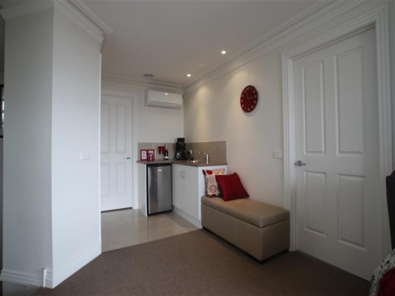 6a Webb Street, Mornington VIC 3931