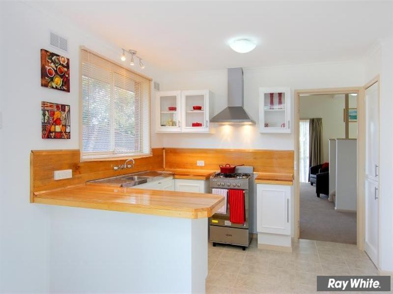 6 Sanderling Crescent, Mornington VIC 3931