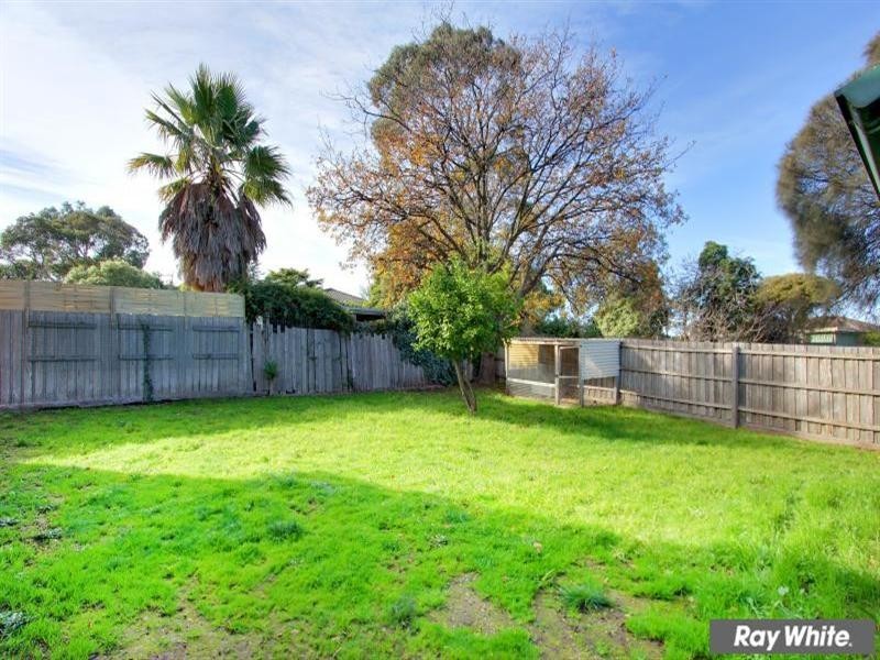 6 Sanderling Crescent, Mornington VIC 3931