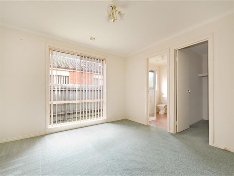 32 Paperbark Drive, Mount Martha VIC 3934