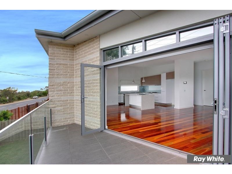 560 Esplanade, Mount Martha VIC 3934