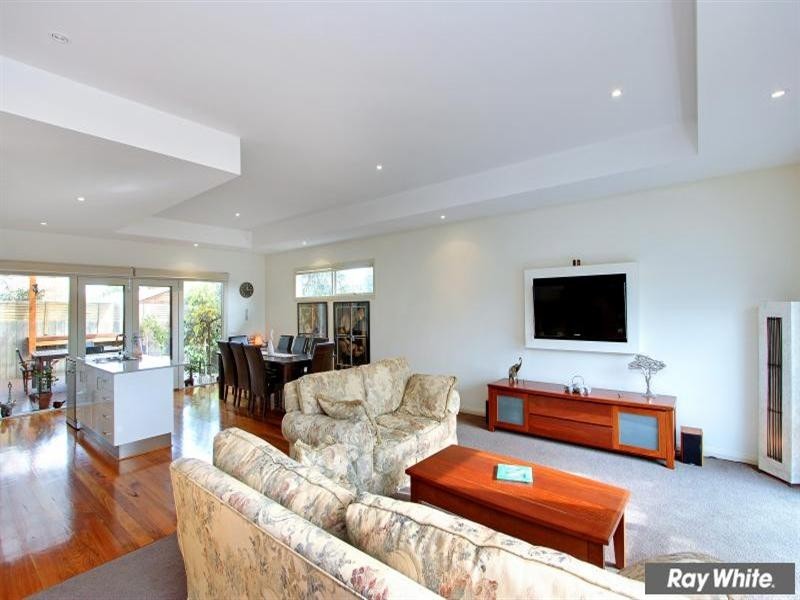 18a Oakland Street, Mornington VIC 3931