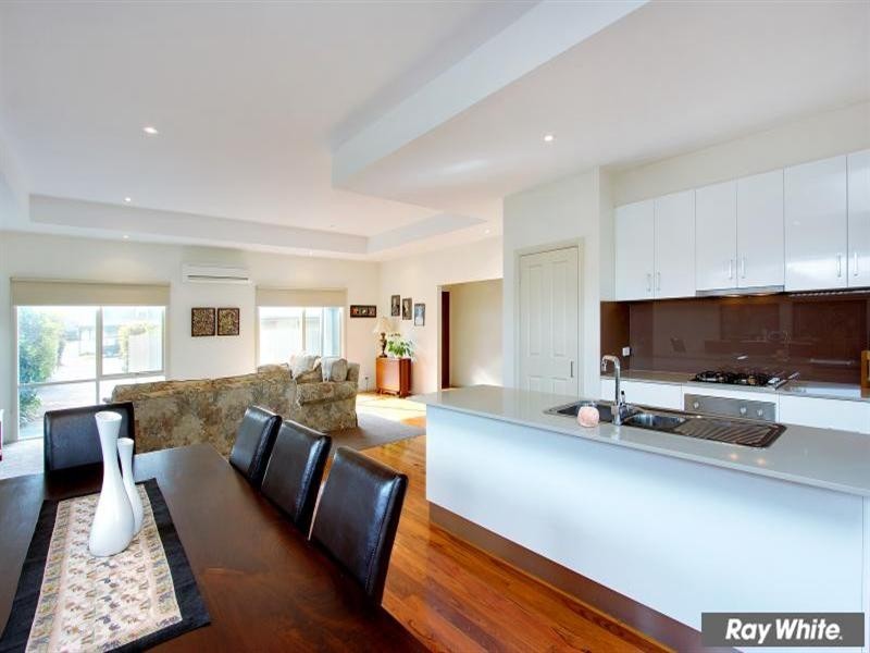 18a Oakland Street, Mornington VIC 3931