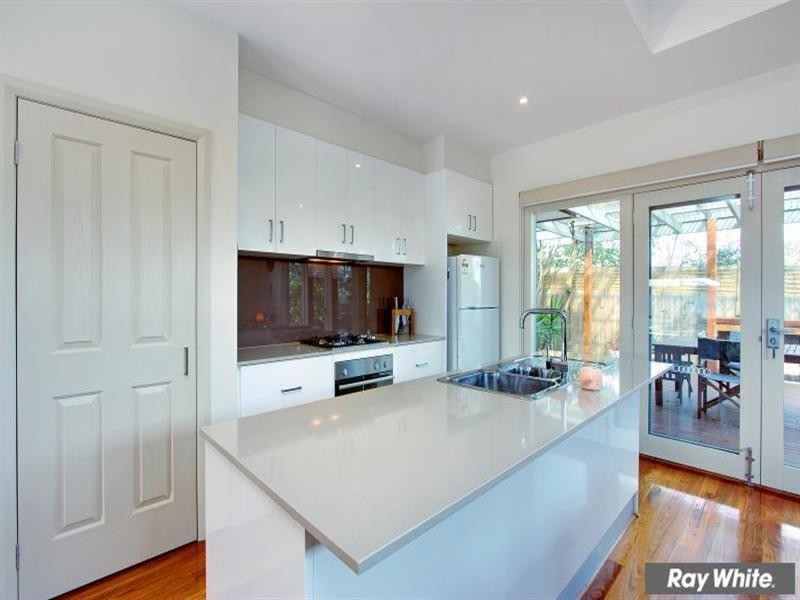 18a Oakland Street, Mornington VIC 3931