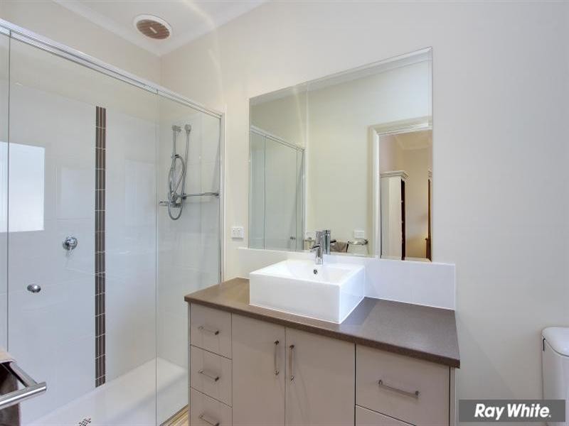 18a Oakland Street, Mornington VIC 3931