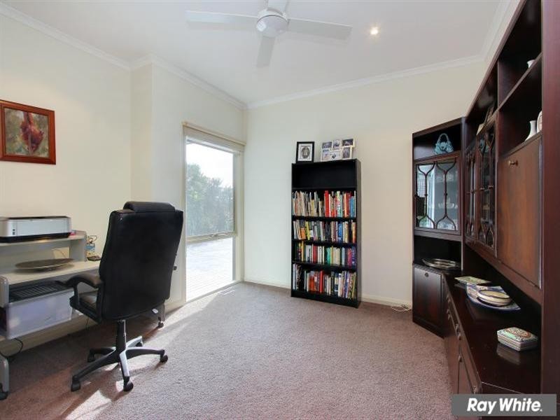 18a Oakland Street, Mornington VIC 3931