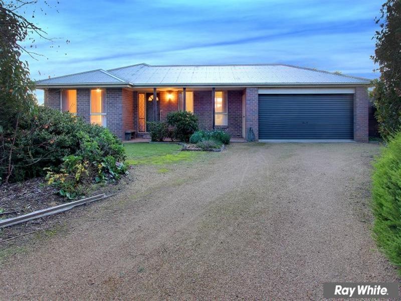 18 Meribah Close, Mornington VIC 3931