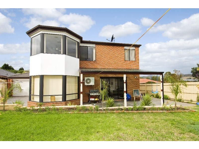 18 Viewgrand Way, Greensborough VIC 3088