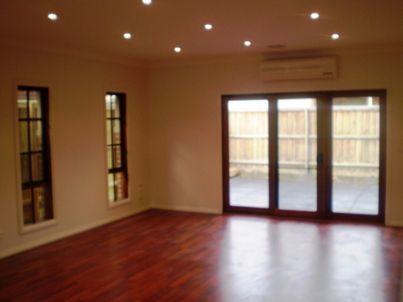 4 Retreat Place, Doreen VIC 3754