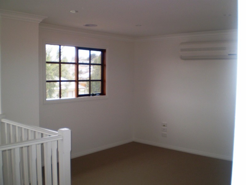 4 Retreat Place, Doreen VIC 3754