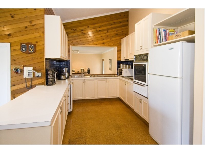 1 Wanda Court, Greensborough VIC 3088