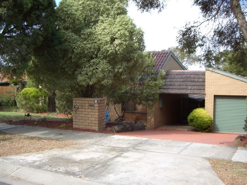 32 Tallow Wood Drive, Greensborough VIC 3088