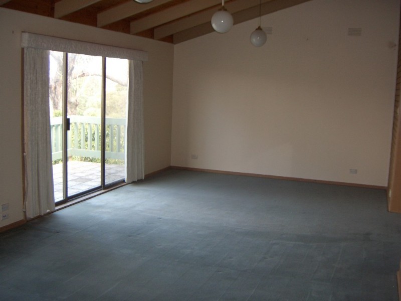 32 Tallow Wood Drive, Greensborough VIC 3088