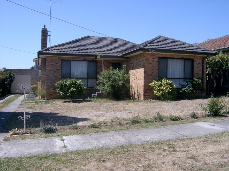 15 Gayle Street, Watsonia VIC 3087