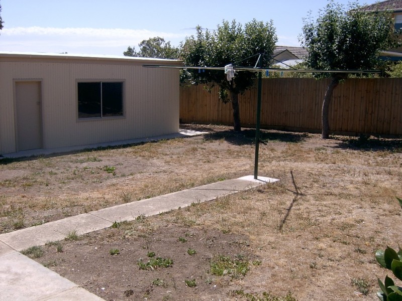 15 Gayle Street, Watsonia VIC 3087