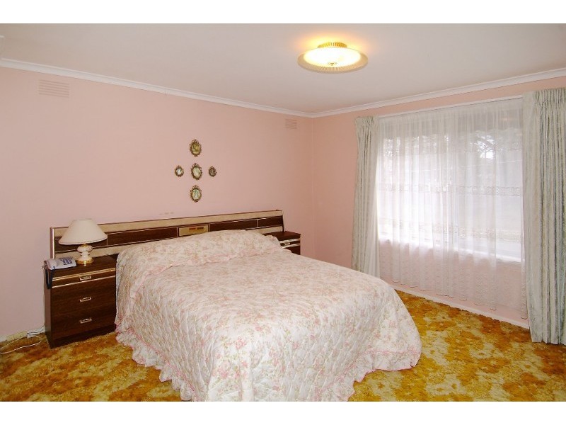 15 Moodie Street, Greensborough VIC 3088