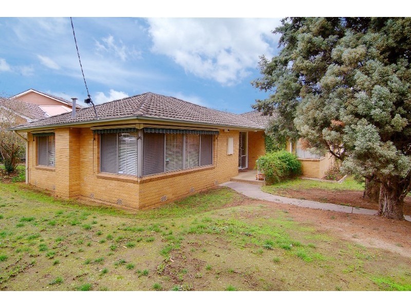 15 Moodie Street, Greensborough VIC 3088